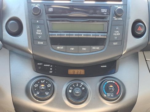 Used 2009 Toyota RAV4 2WD image 6