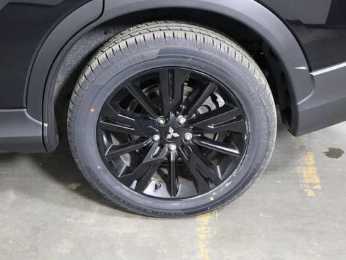 Used 2023 Mitsubishi Eclipse Cross LE AWD/4WD image 33
