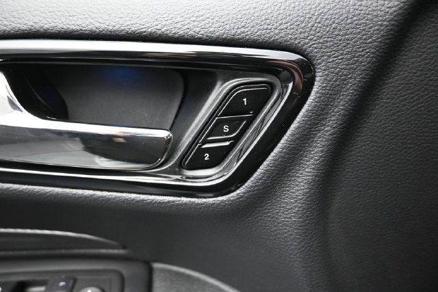 Used 2025 Dodge Durango R/T AWD/4WD image 14