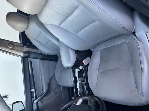 Used 2015 Kia Sorento LX image 11