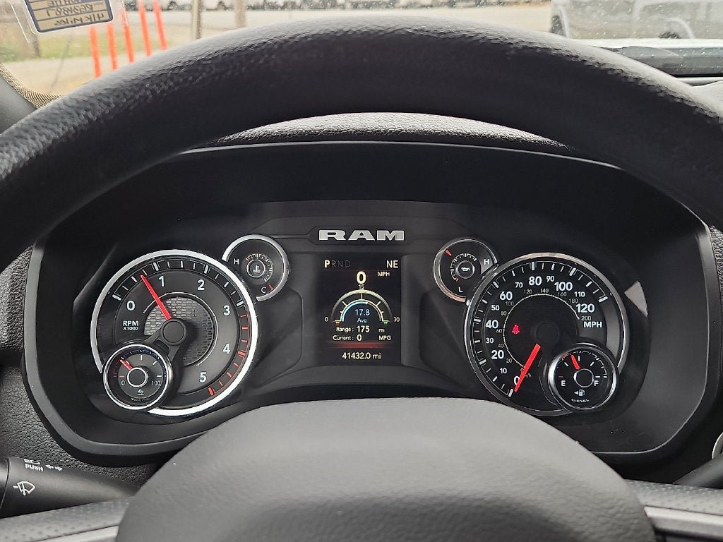 Used 2024 RAM 2500 Tradesman w/ Chrome Appearance Group AWD/4WD image 29