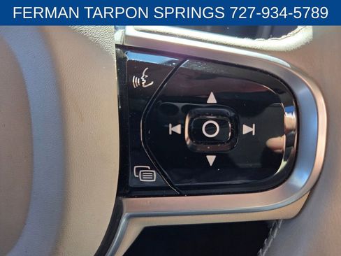Used 2019 Volvo XC90 T5 Momentum w/ Advanced Package image 28
