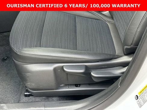Certified 2025 Buick Envista Preferred FWD image 19