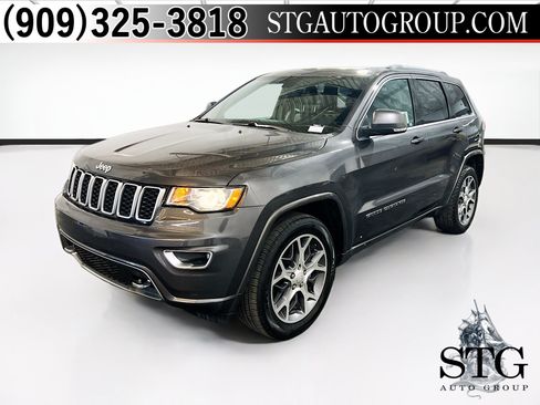 Used 2018 Jeep Grand Cherokee Limited RWD image 1