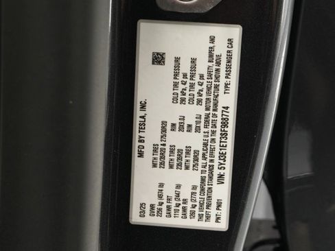 Used 2025 Tesla Model 3 Performance AWD/4WD image 23