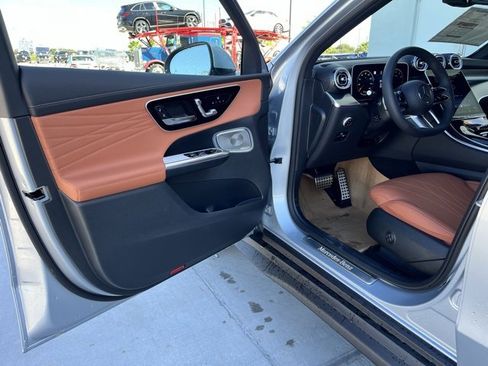 New 2026 Mercedes-Benz GLC 300 4MATIC image 14
