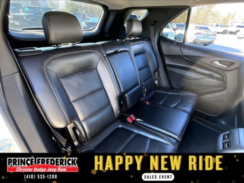 Used 2020 Chevrolet Equinox Premier image 24