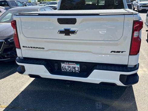 Used 2022 Chevrolet Silverado 1500 RST w/ Redline Edition AWD/4WD image 11