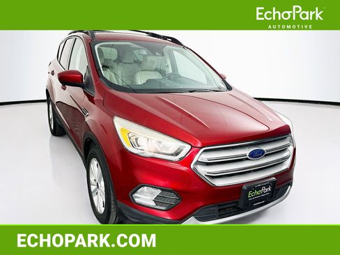 Used 2018 Ford Escape SEL w/ Ford Safe & Smart Package FWD image 1