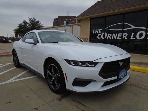 Used 2024 Ford Mustang Coupe image 1