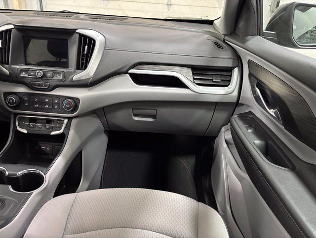 Used 2024 GMC Terrain SLE FWD image 27