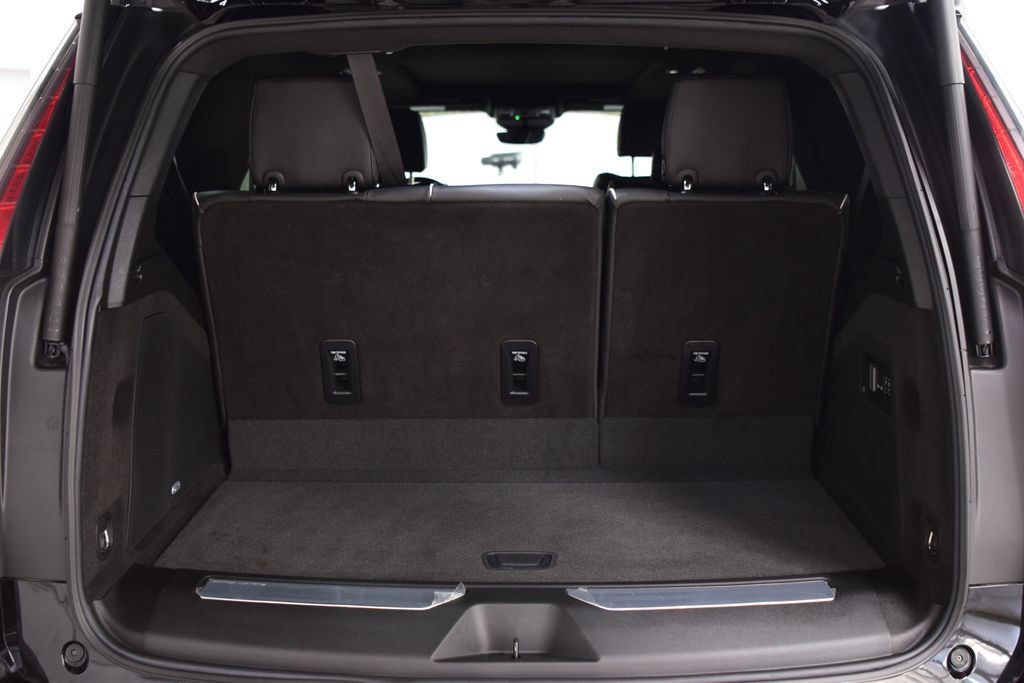 Used 2024 Cadillac Escalade Sport w/ Touring Package AWD/4WD image 24