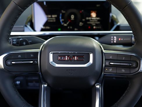 New 2026 GMC Sierra EV Elevation image 11