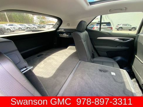 Used 2025 Buick Envision Avenir AWD/4WD image 30