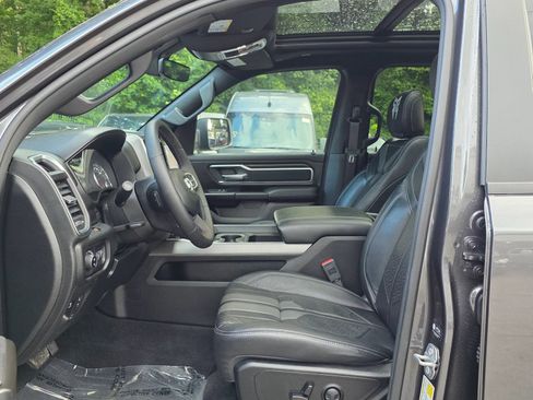 Used 2025 RAM 1500 Big Horn AWD/4WD image 11