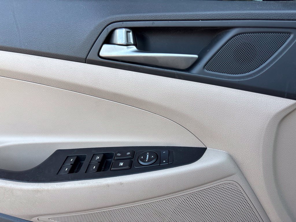 Used 2018 Hyundai Tucson SEL AWD/4WD image 14