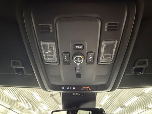 Used 2025 GMC Yukon Denali image 20