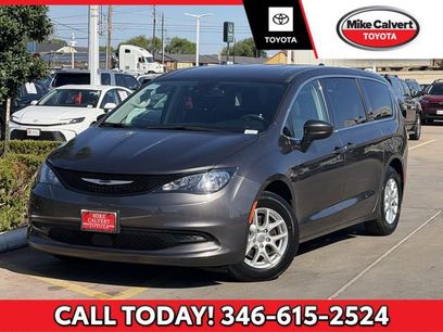 Used 2023 Chrysler Voyager LX