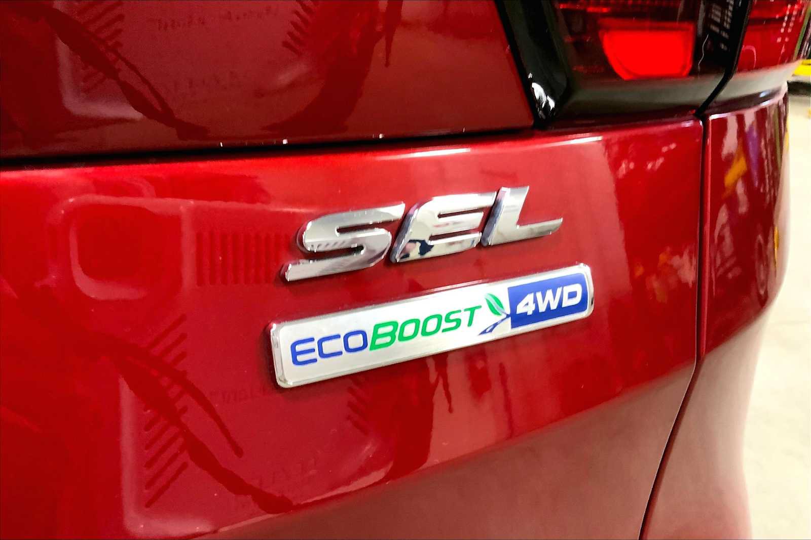 Used 2019 Ford Escape SEL AWD/4WD image 10
