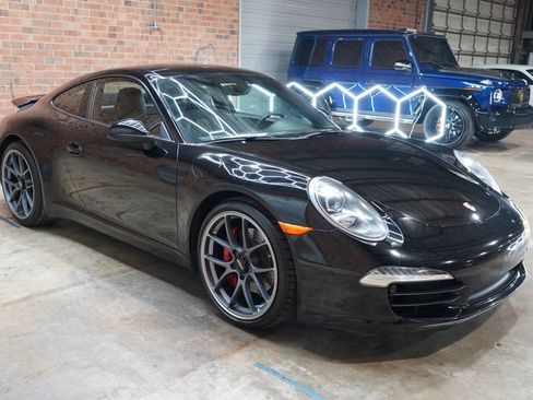 Used 2012 Porsche 911 Carrera S image 4