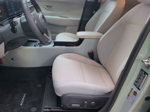 Used 2025 Hyundai Kona SEL image 15