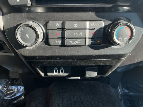 Used 2016 Ford F150 XLT w/ Equipment Group 302A Luxury image 8