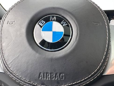 Used 2024 BMW X6 xDrive40i w/ Premium Package image 31