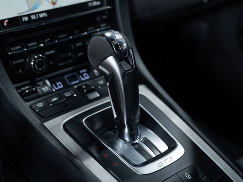 Used 2015 Porsche 911 GT3 RWD image 46