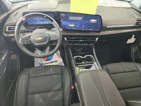 New 2026 Chevrolet Traverse High Country AWD/4WD image 9
