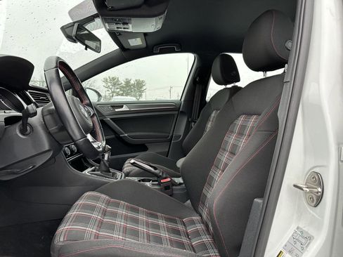 Used 2019 Volkswagen GTI Rabbit Edition image 11
