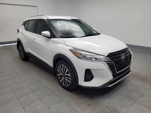 Used 2023 Nissan Kicks SV image 13