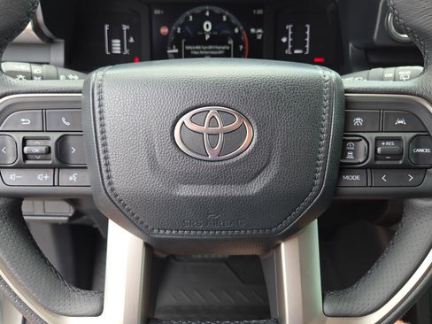 Certified 2026 Toyota 4Runner SR5 RWD image 26