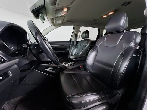 Used 2020 Kia Telluride LX AWD/4WD image 11
