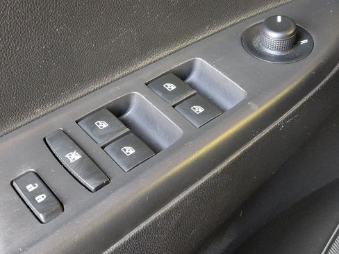 Used 2021 Chevrolet Spark LT FWD image 27