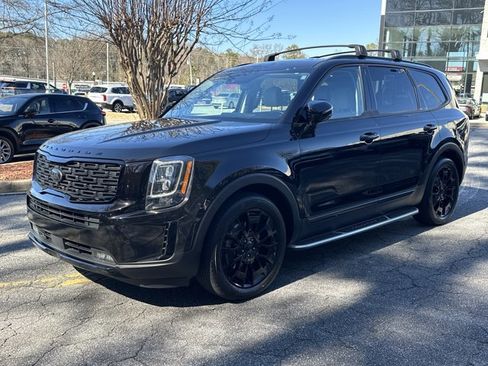 Used 2021 Kia Telluride SX w/ SX Prestige Package image 2