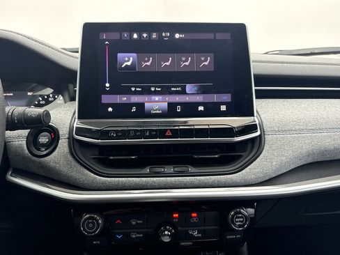 Used 2024 Jeep Compass Sport image 24