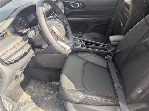 New 2026 Jeep Compass Trailhawk image 4