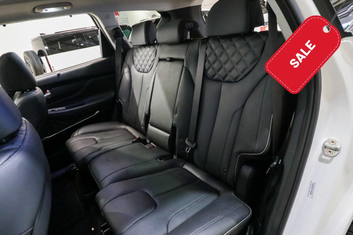 Used 2022 Hyundai Santa Fe Limited AWD/4WD image 13