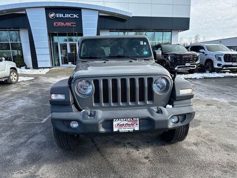 Used 2018 Jeep Wrangler Unlimited Sport S image 8