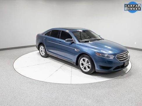 Used 2018 Ford Taurus SE image 26