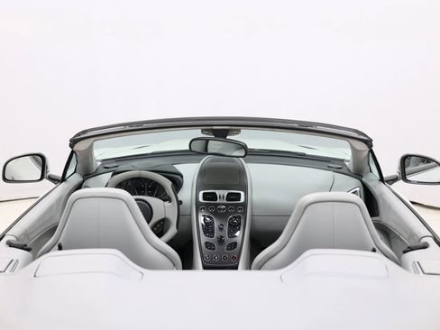 Used 2014 Aston Martin Vanquish Volante RWD image 72