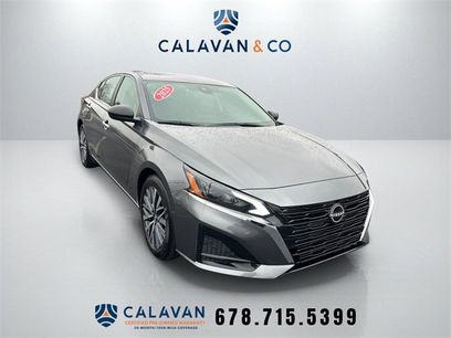 Used 2025 Nissan Altima 2.5 SV