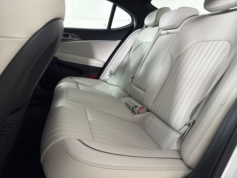 New 2025 Genesis G70 2.5T w/ Sport Prestige Package RWD image 15