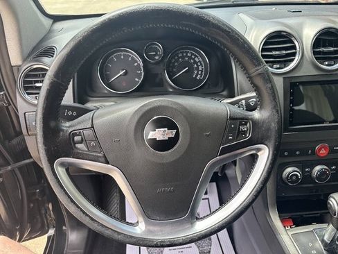 Used 2014 Chevrolet Captiva Sport LT FWD image 5
