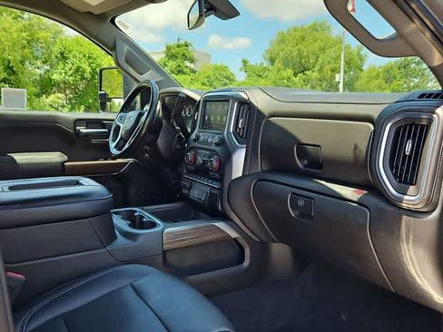 Used 2020 Chevrolet Silverado 1500 RST w/ True North Edition AWD/4WD image 19