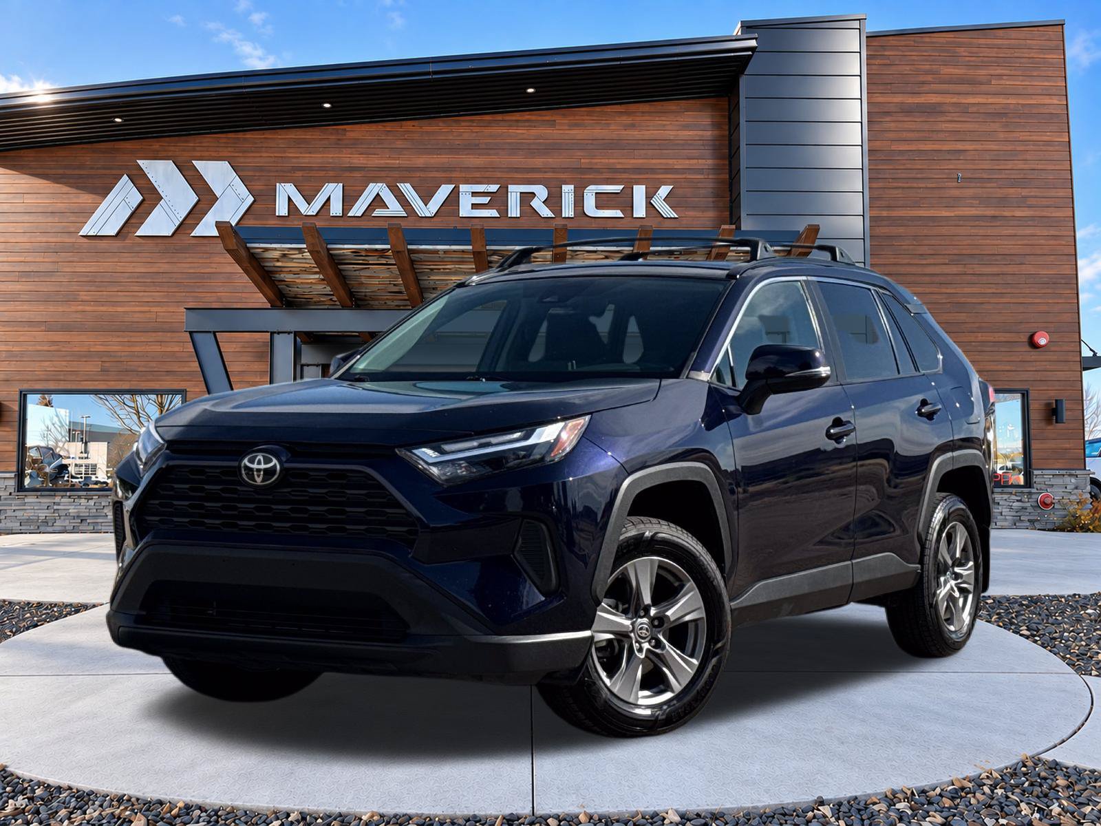 Used 2024 Toyota RAV4 XLE AWD/4WD image 6