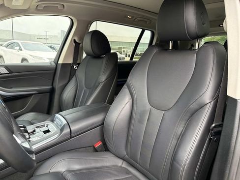 Used 2022 BMW X7 xDrive40i AWD/4WD image 21