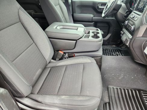 New 2025 Chevrolet Silverado 1500 Custom Trail Boss w/ Dark Appearance Package image 13