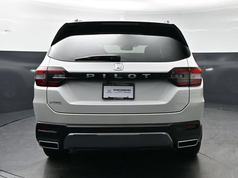 Certified 2026 Honda Pilot EX-L image 6