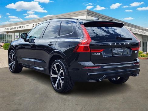Used 2022 Volvo XC60 T8 R-Design w/ Advanced Package image 5